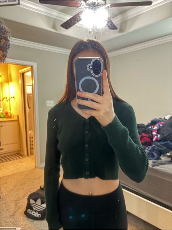 Brandy Melville Sweaters - Brandy Melville Olive Green Ribbed Top